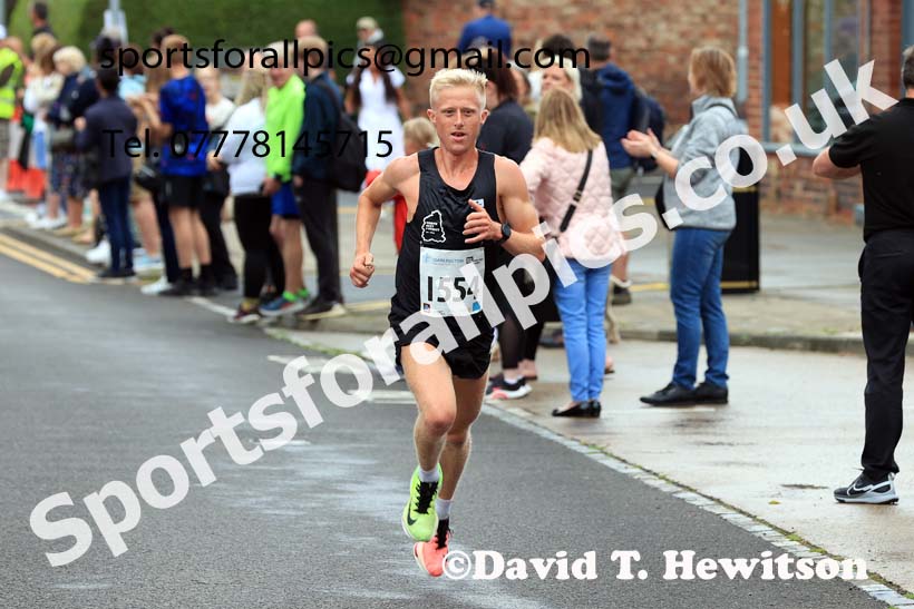 Darlington 10k, 2024 Darlington 10k and Junior 3k Road Race.  Photo: David T. Hewitson/Sports for All Pics